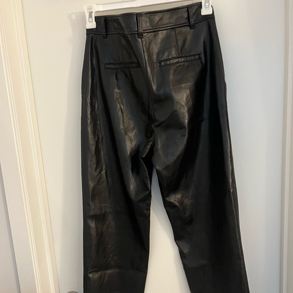 ARITZIA BABATON VEGAN LEATHER COMMAND PANT - Picture 7 of 11